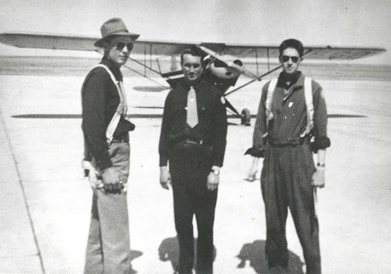 L To R: Jay Borth, Francis Angell, And Hank Gould At Dodge City, KS Airport (Source: Angell Family)