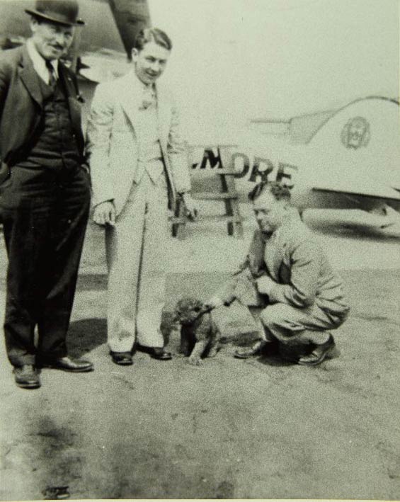 Charles Rector, Center, With Roscoe Turner (L), Gilmore and Unidentified (Source: SDAM)