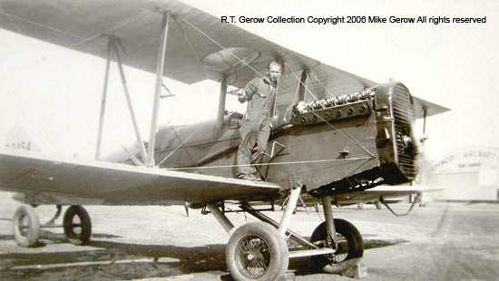 R.T. Gerow and DH-4B