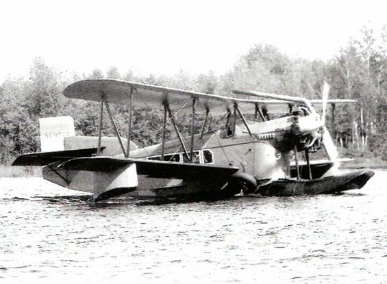 NC9772, Lake Minoqua, WI, Fall, 1930 (Source: Hennig)