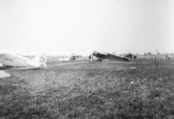 Stinson NC5889 (Tour #21) And Others at Indianapolis, June 30, 1928 (Source: Tretter)