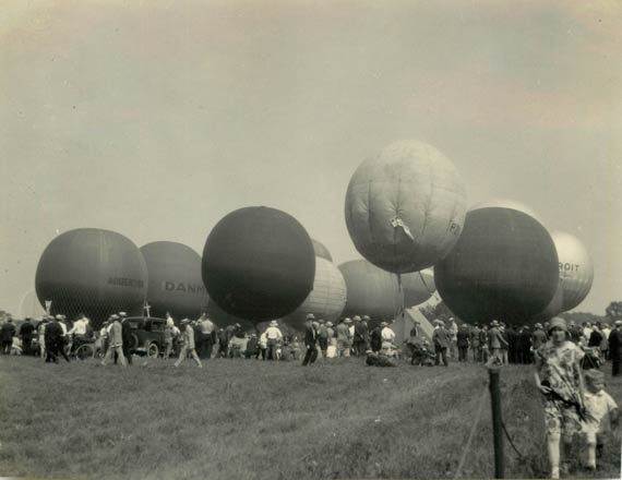 Fleet of Balloons, 1928 National Air Tour, Dearborn, MI, June 30th (Source: Kankula)