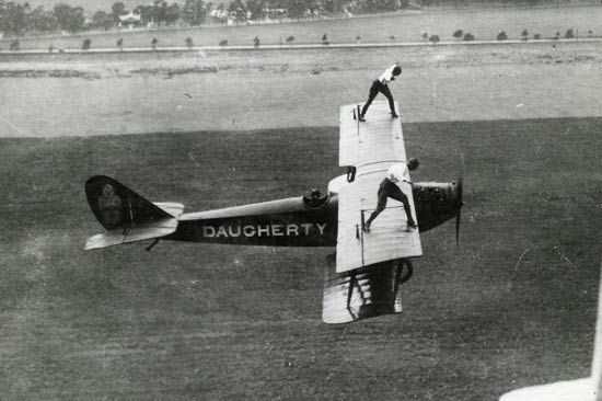 Wing Walking, 1919
