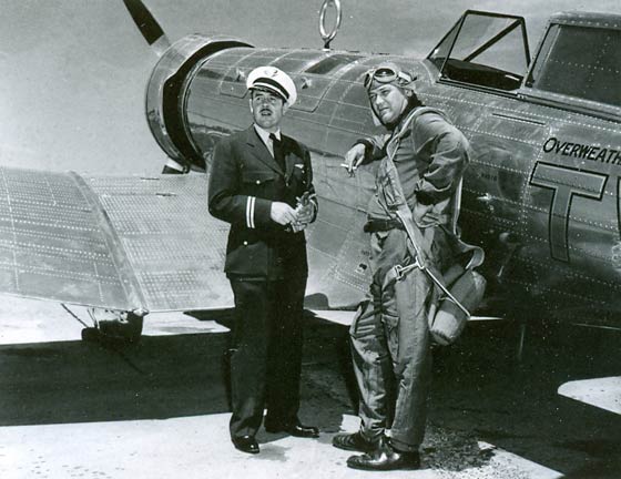Frank Busch (L), With Tommy Tomlinson, Ca. 1935 (Source: Underwood)