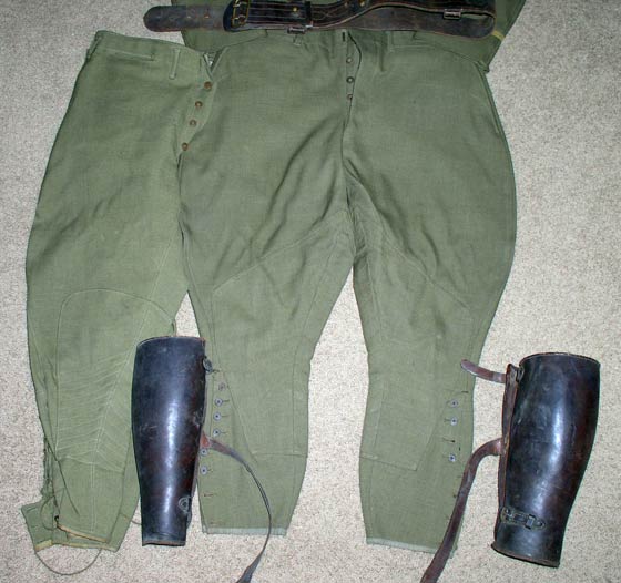 Bill Jamison's WWI Uniform, Bottom (Source: Bolle)