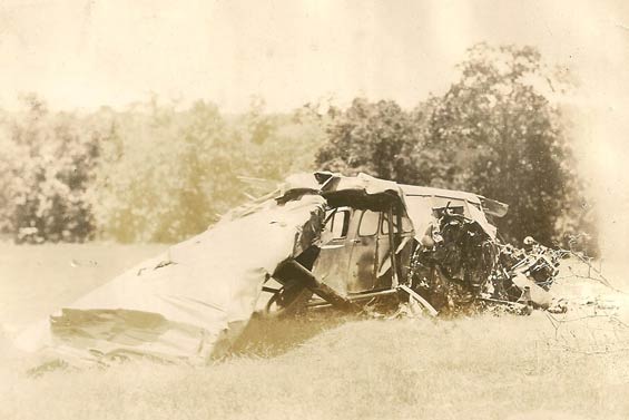 Mathers' Crash, Stinson Detroiter, Ca. May, 1930 (Source: Tietz) 