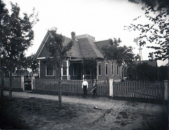 Woodring Home, Enid, OK, Ca. 1905 (Source: Kanase)