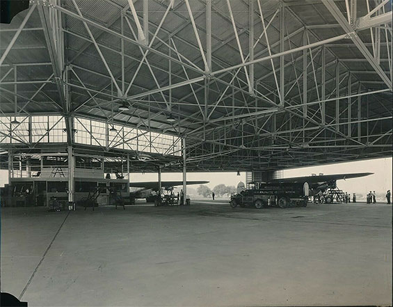 Interior of Hex Hangar, 1930 (Source: Kalina via Web)